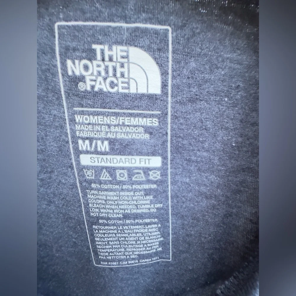 The North Face T-Shirt Women’s Half Dome Short Sleeve size Medium NWOT - Picture 5 of 5